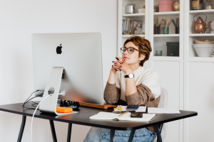 Départ d’un responsable marketing : comment éviter de perdre l’accès aux outils et aux campagnes ?